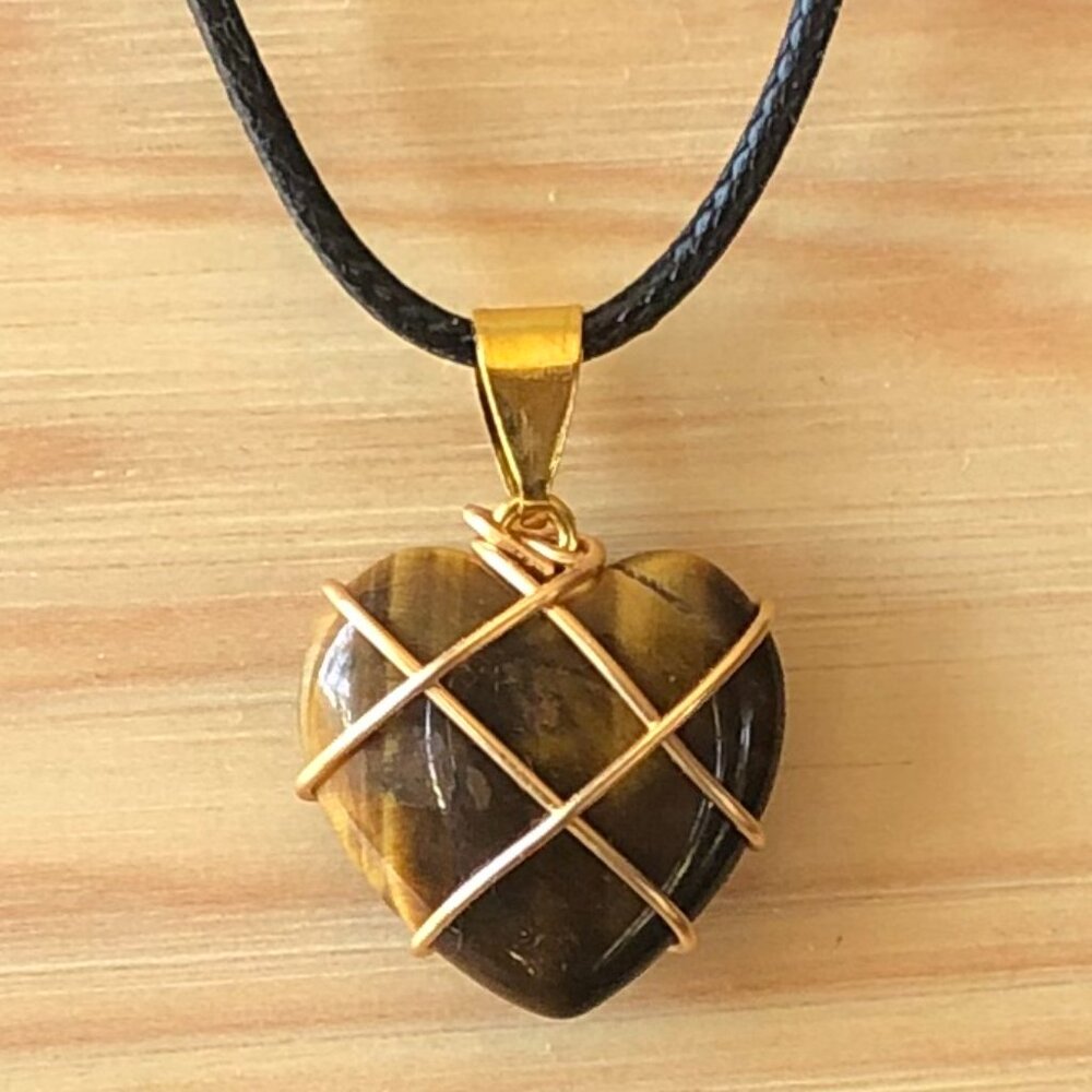 Tiger Eye Heart Natural Gemstone Gold Wire Winded Pendant Necklace - Picture 1 of 4